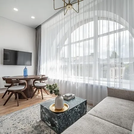Luxury In Old Town *